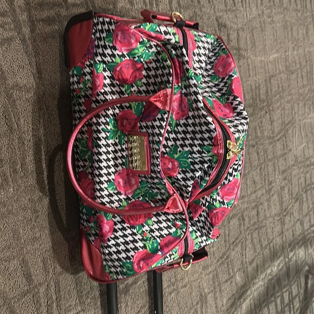 Carryon Betsy Johnson rose and houndstooth luggage